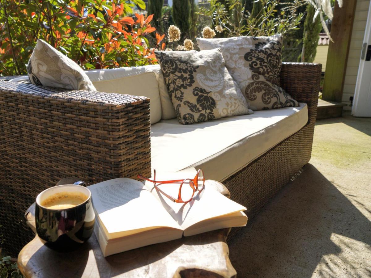 The Walnut, Meopham - A Private Retreat Rural Location Villa Esterno foto