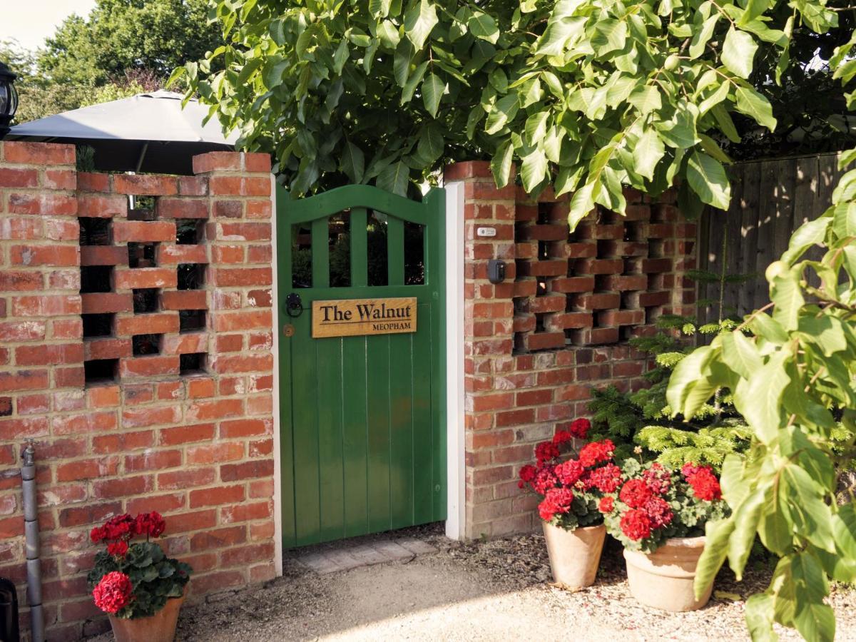 The Walnut, Meopham - A Private Retreat Rural Location Villa Esterno foto